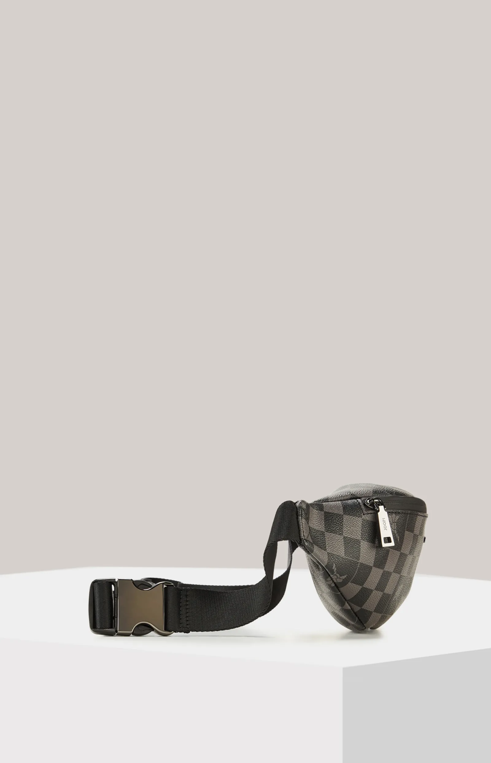 JOOP! Taschen*Beuteltasche Cortina Piazza Leo in